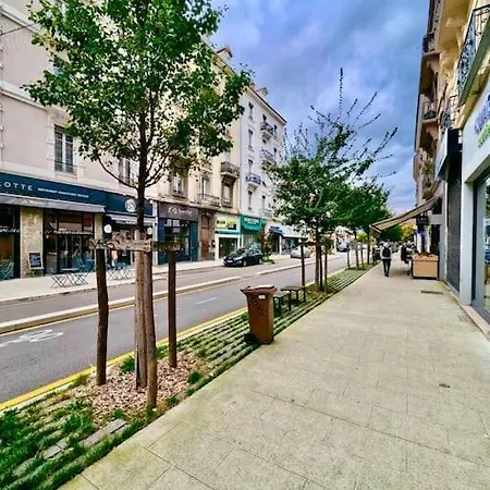 Apartamento 3 - Hyper Centre - Calme&tout Equipé Avec Wifi Grenoble